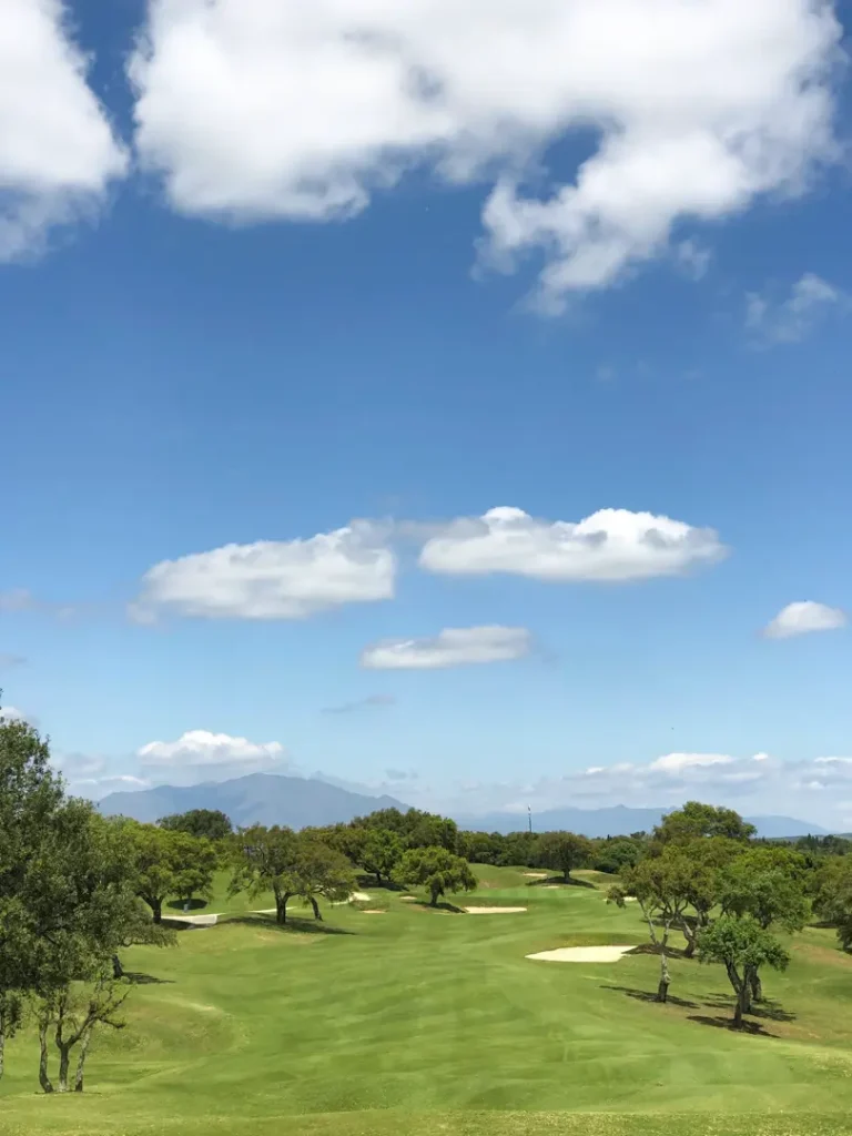 Campo de Golf en San Roque en Andalucia. Green feas en la Costa de Sol. San Roque Golf & Resort